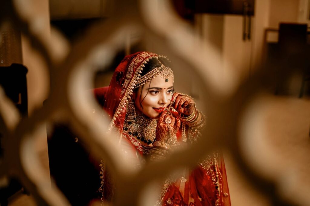 Read more about the article Bridal Makeup 101: A Complete Guide to Indian Wedding Makeup