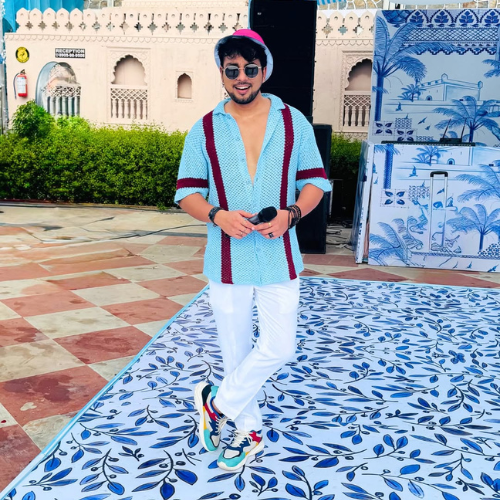 male anchor mann in Gwalior