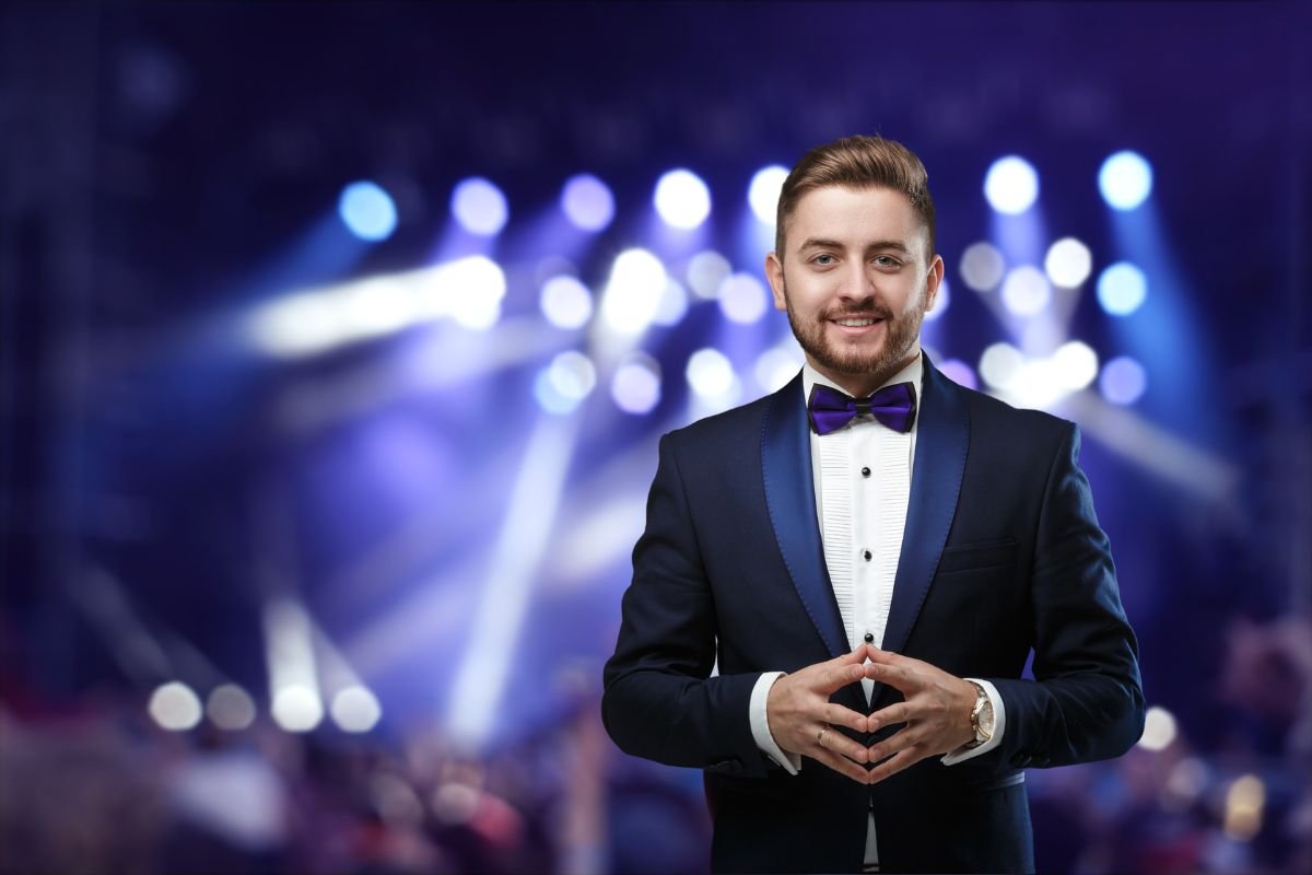 Top 10 anchor in kerala