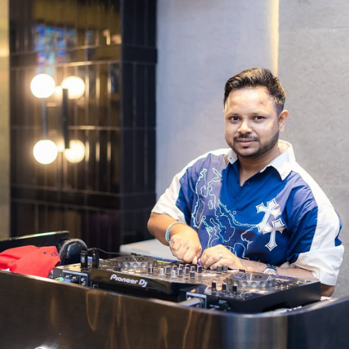 Dj Antidote in Prayagraj