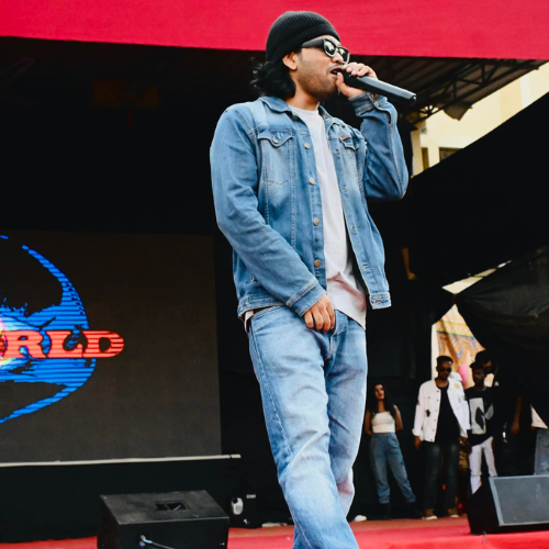 Moen Sheikh live singer in Amravati