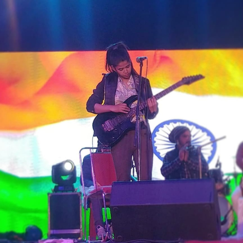 Ayushi Joshi female live singer in rishikesh