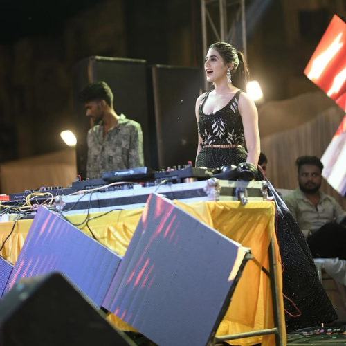 female dj kayra in nagpur