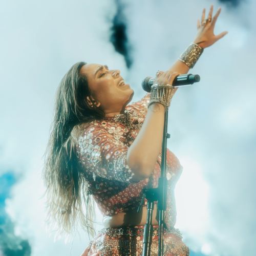 Ishani Dave female singer in Anand