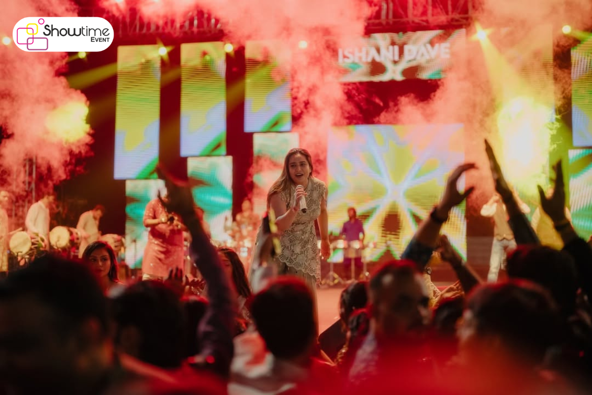 Live Singer in Gandhinagar