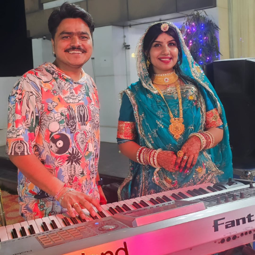 Pooja Ramawat female live singer in jodhpur