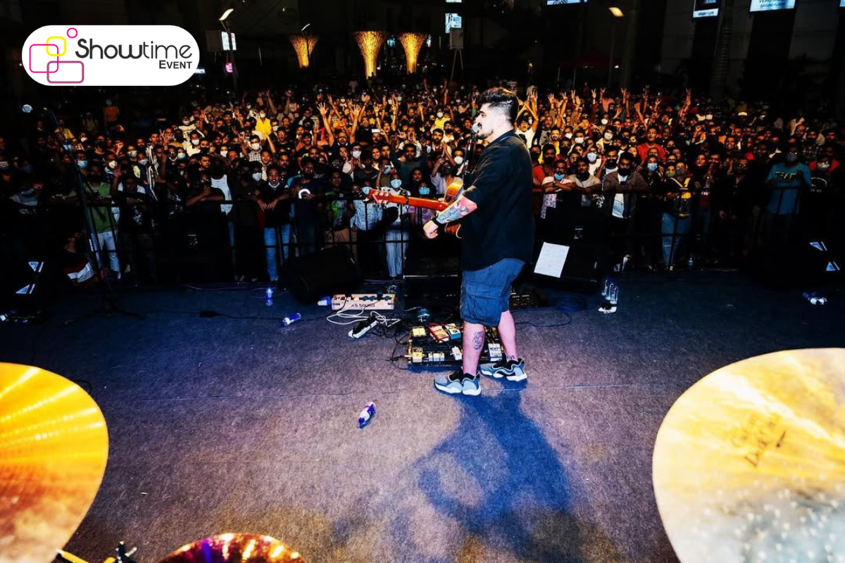 Guitar Players in pune