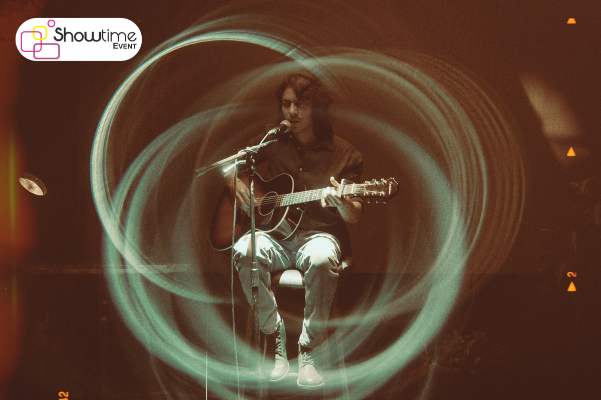 Guitar Players in Chandigarh